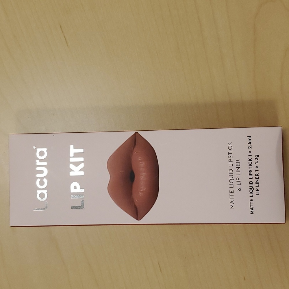 Lacura lip kit